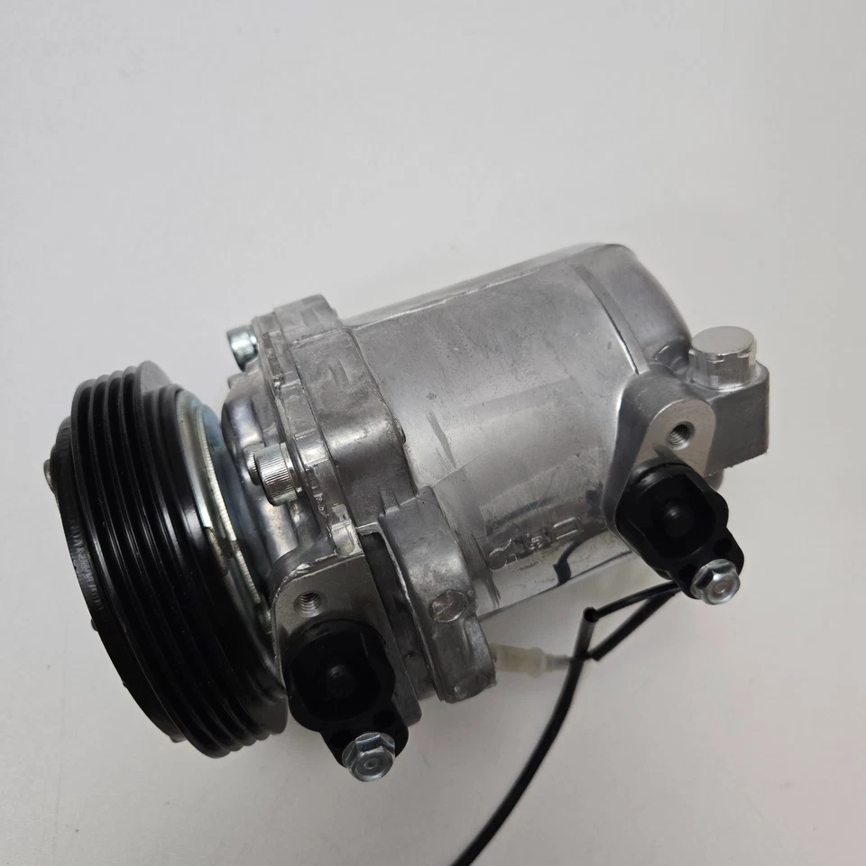 Compresor de aire acondicionado para Suzuki Grand Vitara 1999-2005 4 puertas 2,5 L V6 se adapta a otros Foto 4 de 4