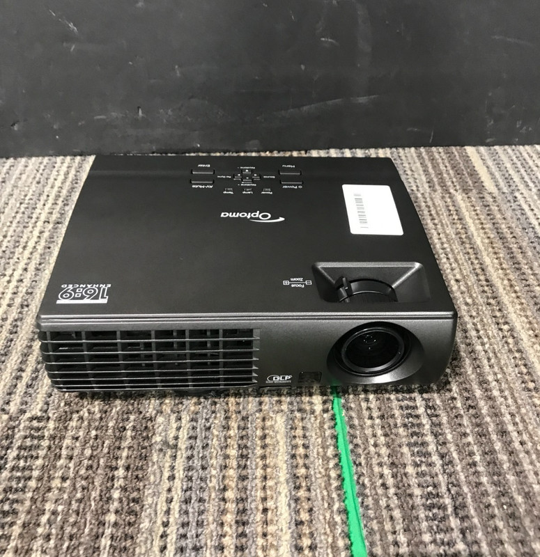 OPTOMA DAEPGLKG WIDESCREEN PROJECTOR WITH CASE (ZERO  HOURS)