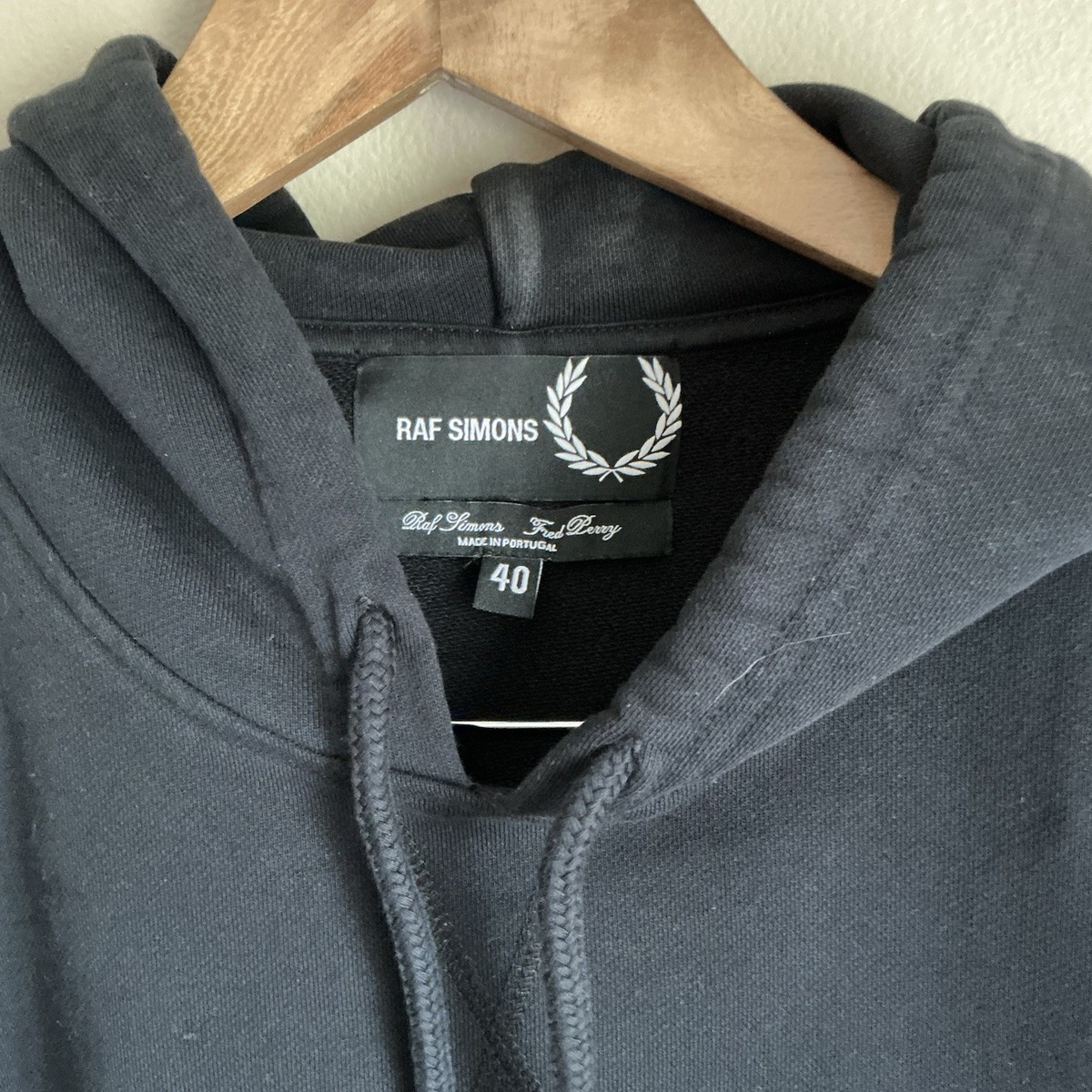 RAF SIMONS× FRED PERRY フーディー FRED PERRY X RAF SIMONS PRINTED POPOVER HOODY | eBay