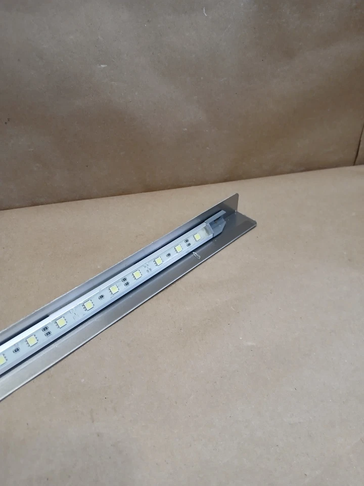 Tira de lámpara LED para refrigerador de aire turbo blanca plateada OEM aparato genuino #3009 Foto 4 de 4