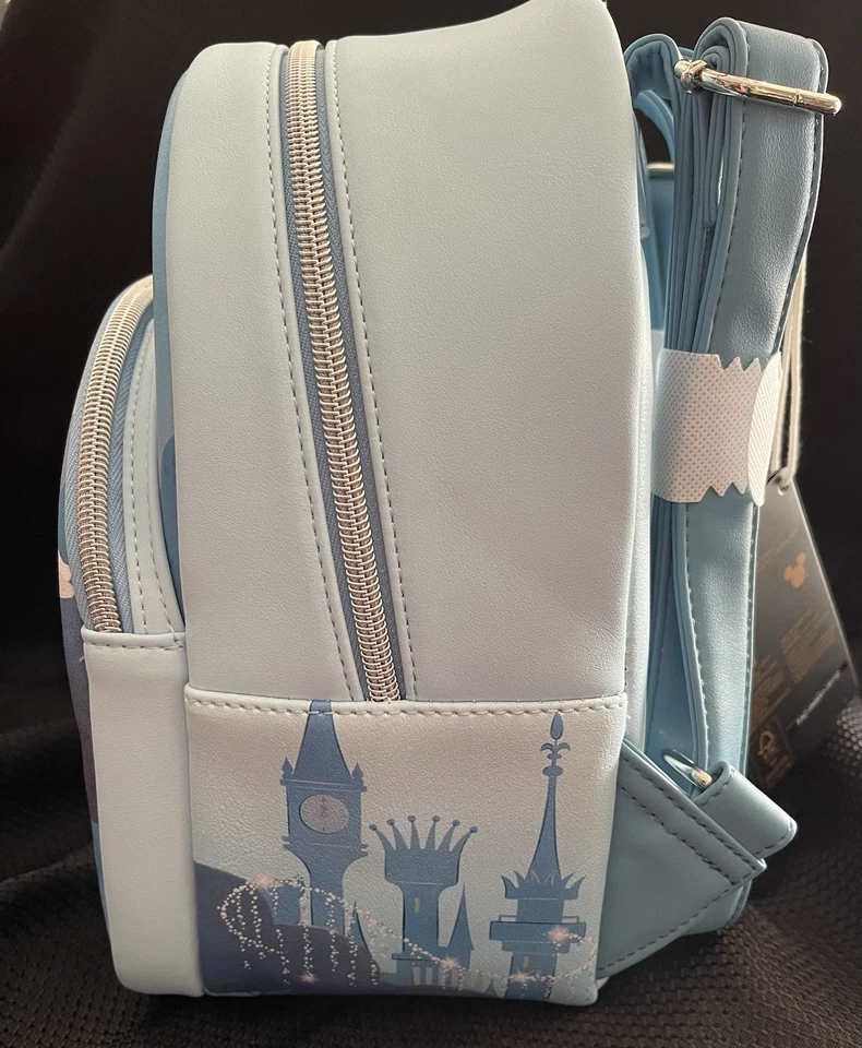 Mini Mochila Loungefly Disney Cenicienta en Vestido Azul NUEVA Con Etiquetas Foto 3 de 4