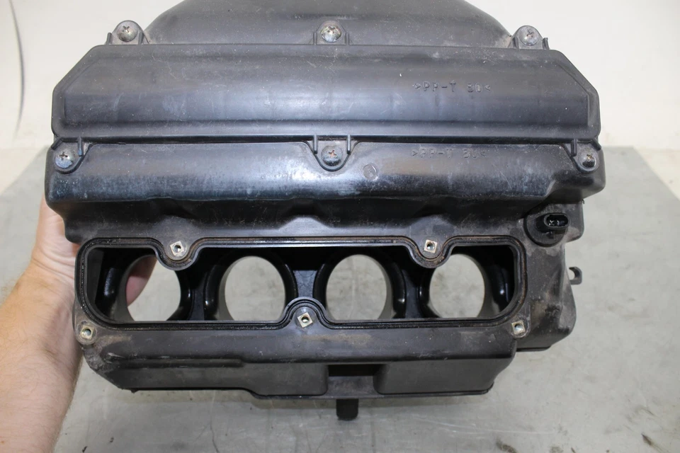 Kawasaki Ninja ZX6R 636 2005 2006 OEM caja de aire limpiador filtro montaje admisión Foto 3 de 4