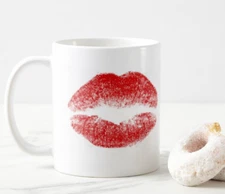 KISSES MUG