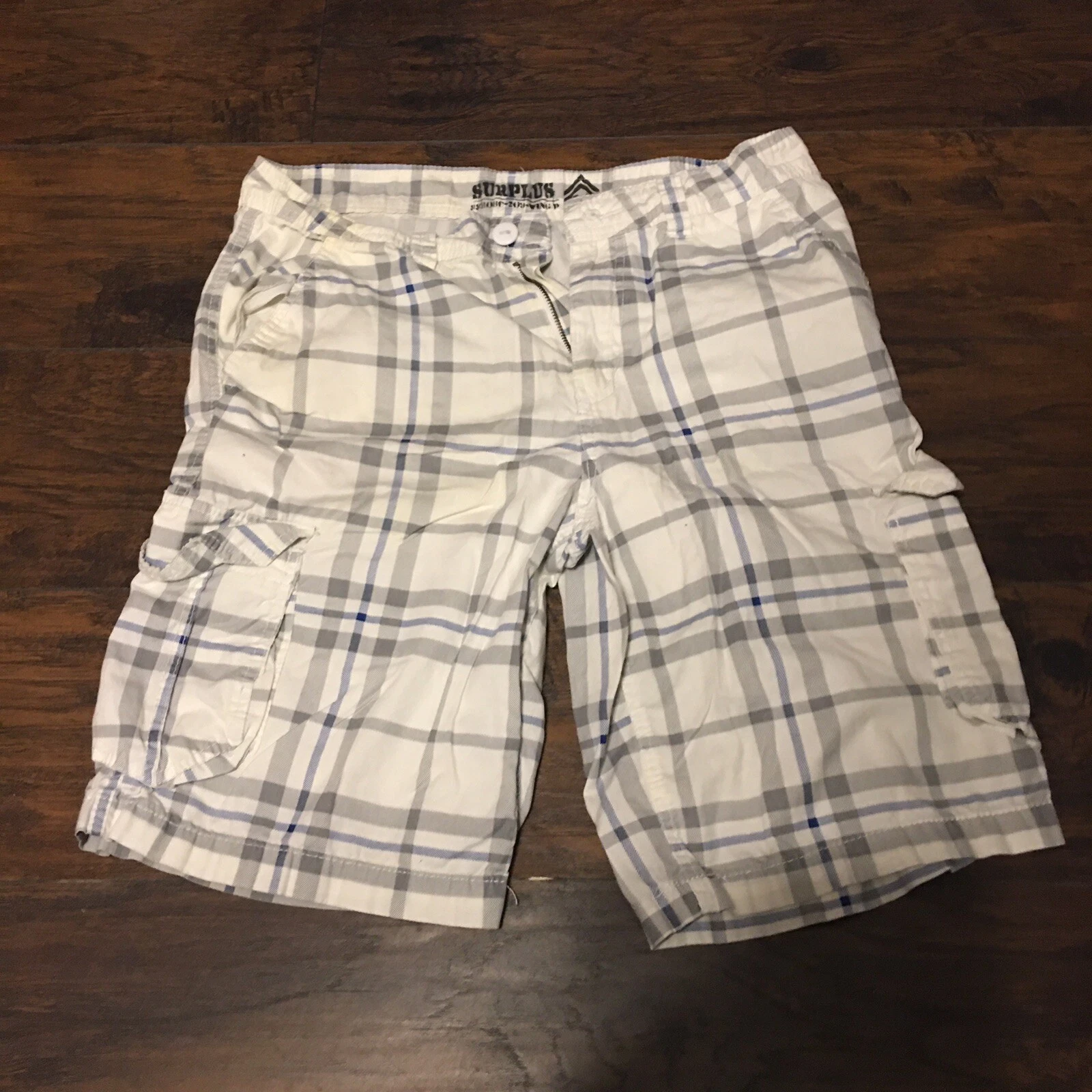 Surplus Apparel Men's White Blue Gray Plaid Cargo Shorts Size 34