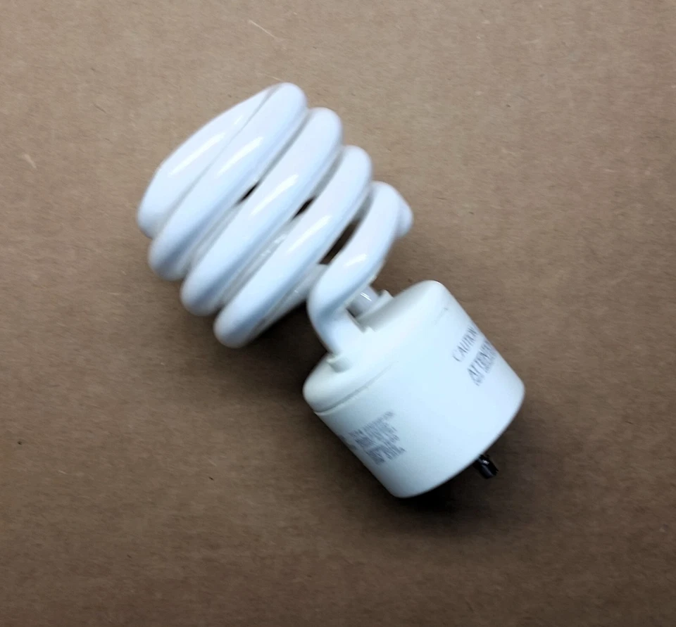 TCP 33123SP35K 23W (100W Equal) 3500K GU24 Spiral Twist Lock Base CFL Light Bulb - Image 2 of 4