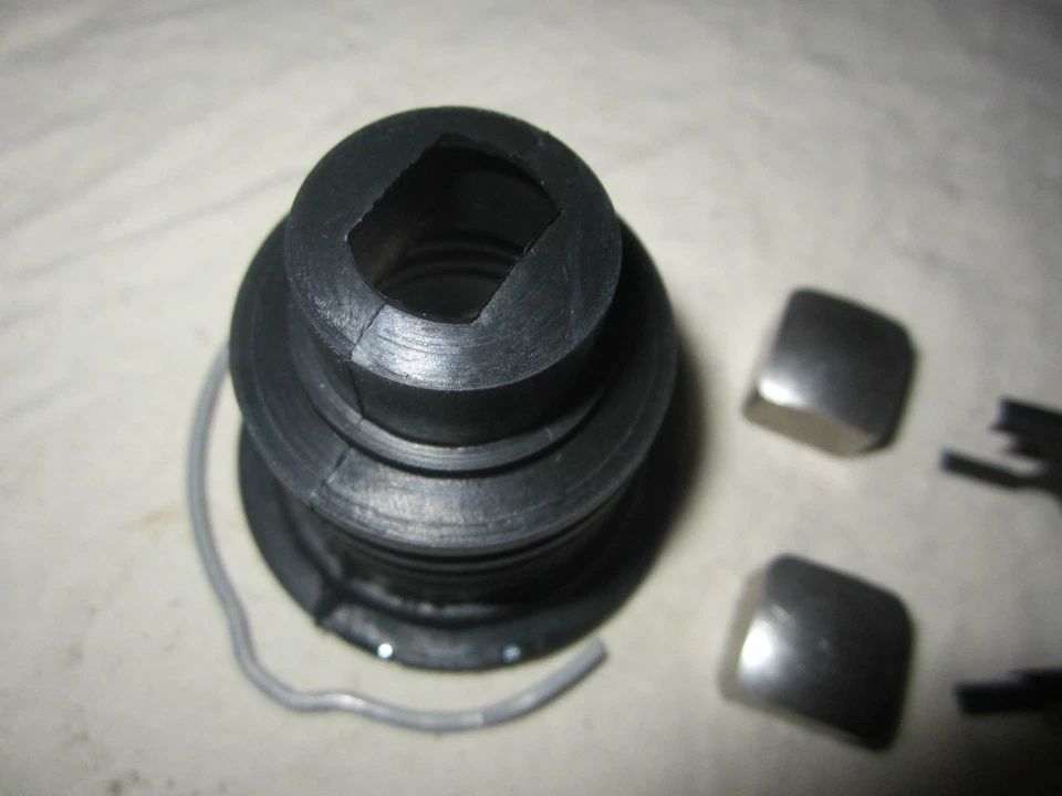 Fits Jeep CJ 5 7 8 Steering Shaft Repair Kit With Boot, Bearings Power / Manual - Image 4 of 4