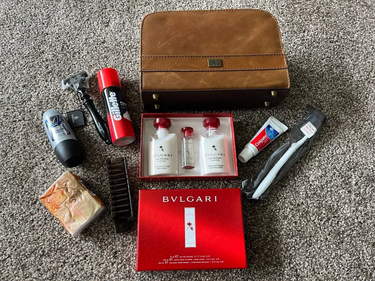 Bvlgari shaving outlet kit