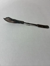 Vintage Wm Rogers & Son AA Twisted Handle Butter Knife Spreader
