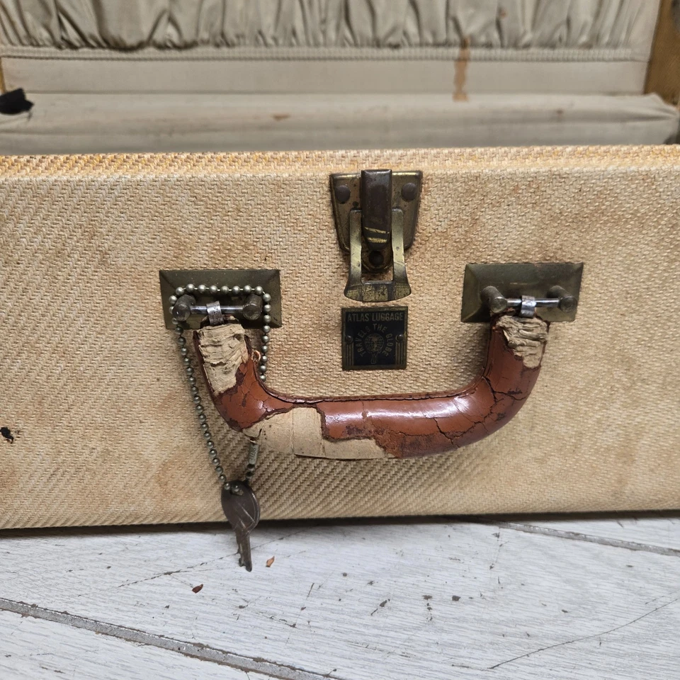 复古 Atlas 行李箱旅行地球编织粗花呢 26 英寸行李箱道具展示 — 第 2/4 张图片