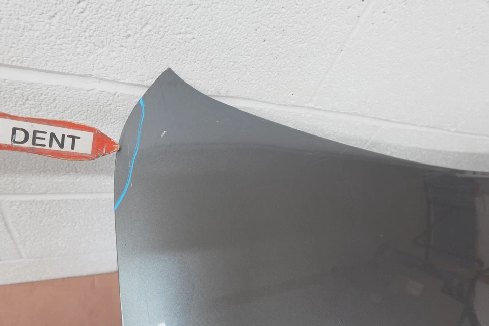 2012-2015 BMW 328I 320I, 335I REAR TRUNK LID COMPLETE (OEM) W/REAR CAMERA Foto 3 de 4