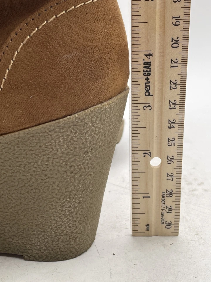 Botines Unionbay Yorkie UB18YOR30 para mujer talla 8M marrón claro imitación gamuza cuña Foto 2 de 4