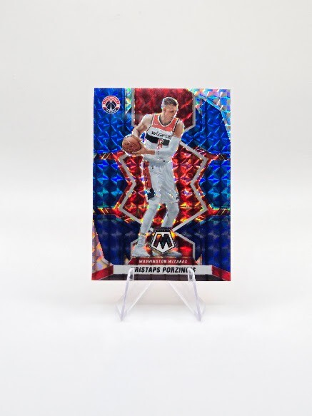 Kristaps Porzingis 2021-22 Panini Mosaic Blue Prizm SP /99 #153 Wizards
