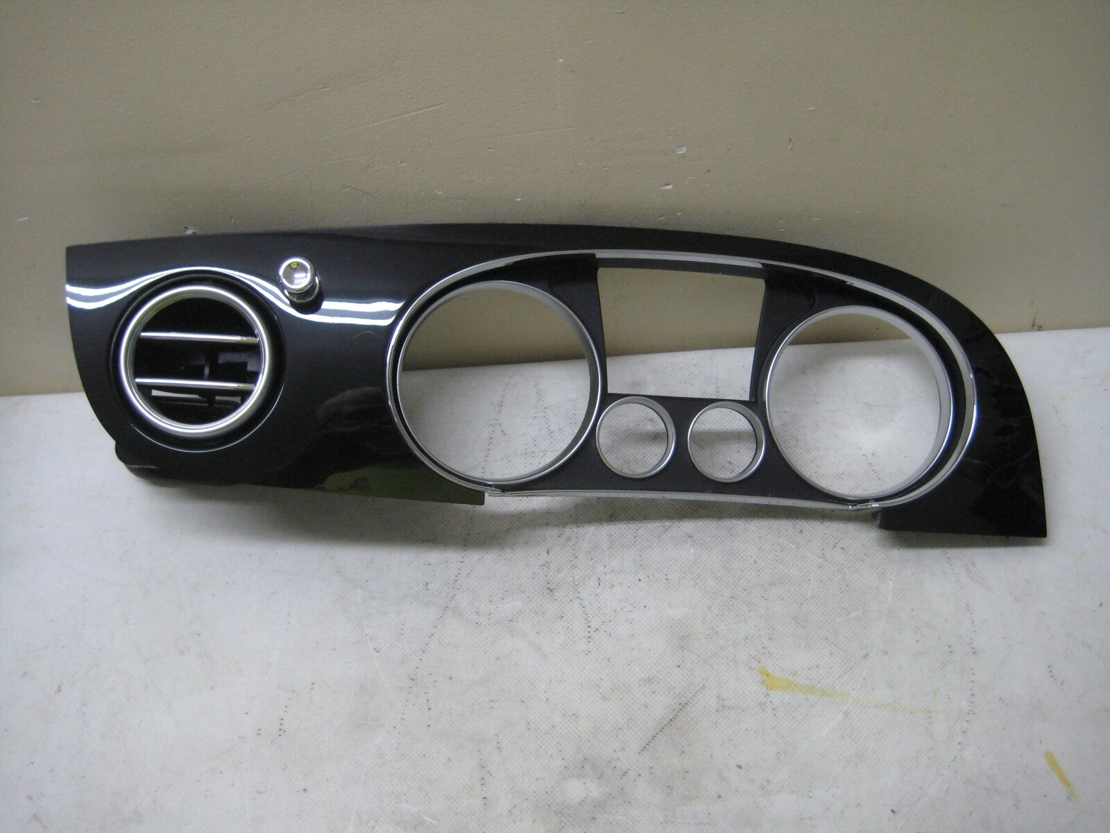 2012 - 2018 Bentley Continental GT GTC Dashboard Speedometer Trim Bezel Oem