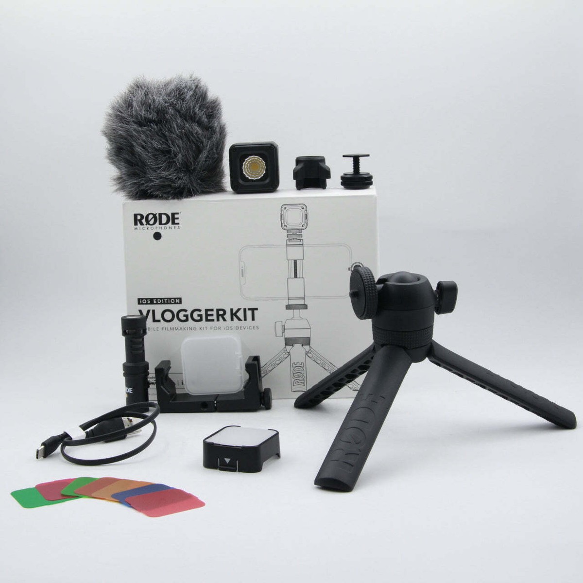 まみ RODE VLOGGER KIT iOS EDITION 美品 OPEN BOX FAIR * RODE Vlogger Kit iOS Edition Filmmaking Kit
