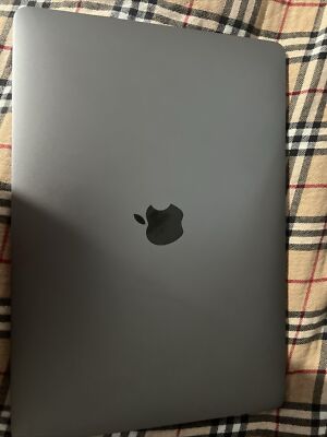 Apple MacBook Pro 2022 8GB/256GB SSD 13-inch Laptop. M2 Chip
