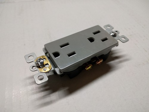 100 pc NEW Decorator Duplex Receptacle GRAY 15A Decora Outlet Self Grounding - Picture 2 of 3