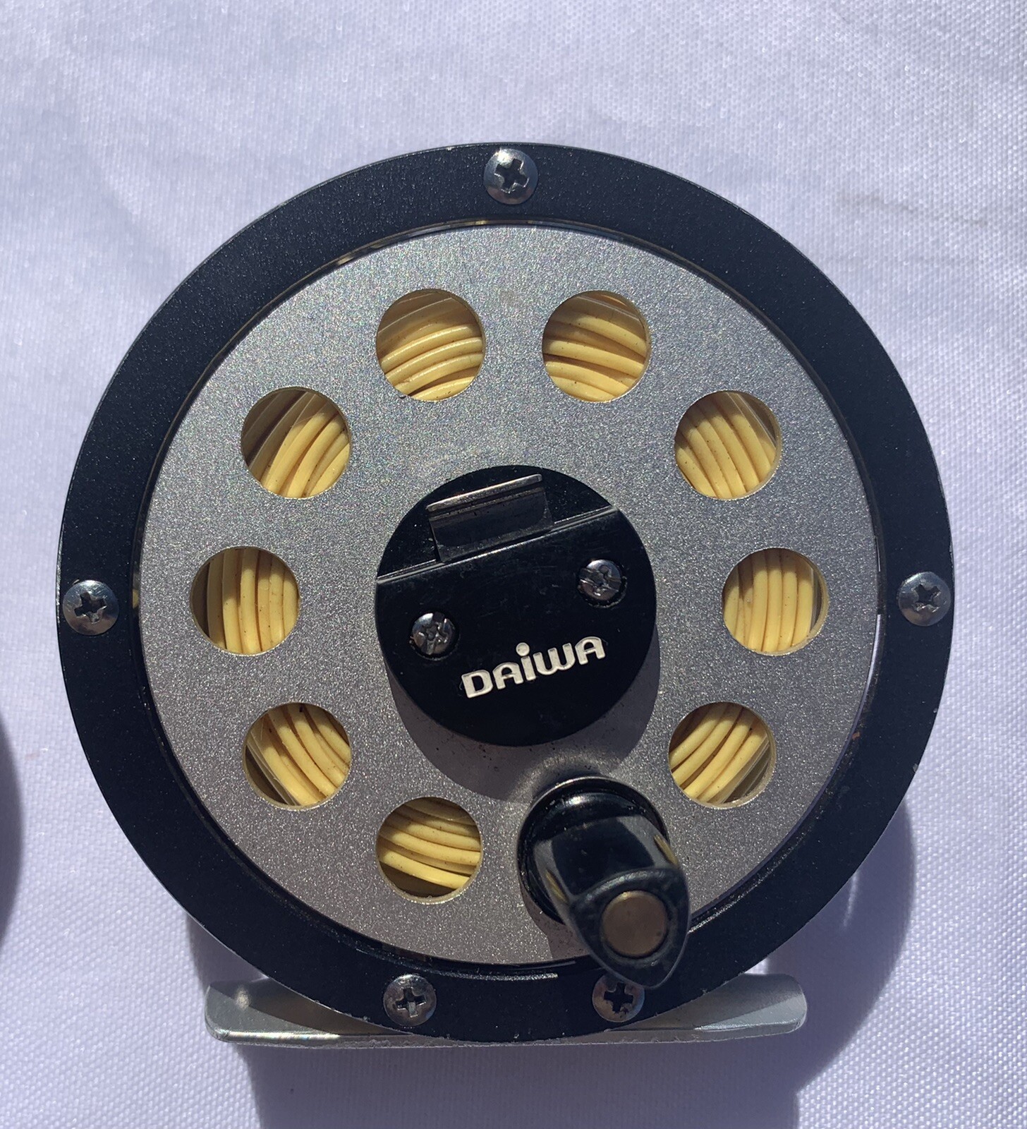 Two 2 Vintage Fly Fishing Reels Daiwa 731A & Pflueger SALTROUT Loaded