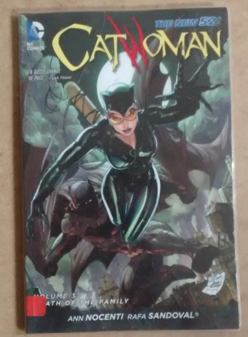 CATWOMAN  volume 3  DEATH OF THE FAMILY