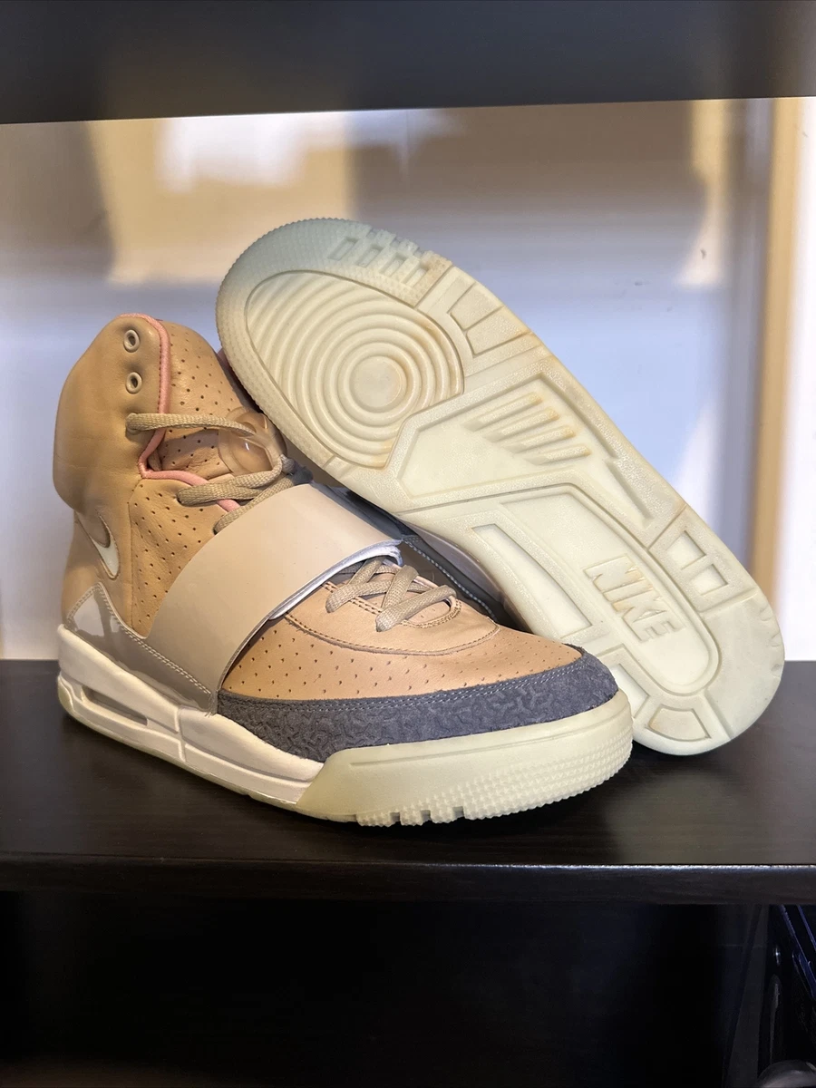NIKE AIR YEEZY 1 NET TAN 366164 111 KANYE WEST Size 12 Blink Solar 2 Zen Pure
