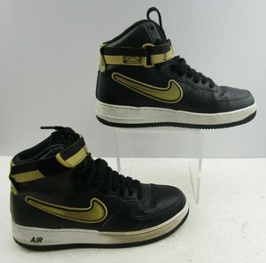 black and gold nike mens