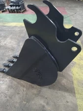 18 Inch Quick Attach Excavator Bucket Fits Kubota KX080 USA Attachments