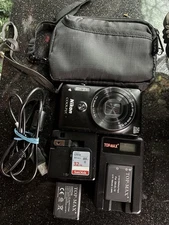 Nikon COOLPIX S6900 16MP Selfie Black Digital Camera  2 Batteries SD Card WiFi