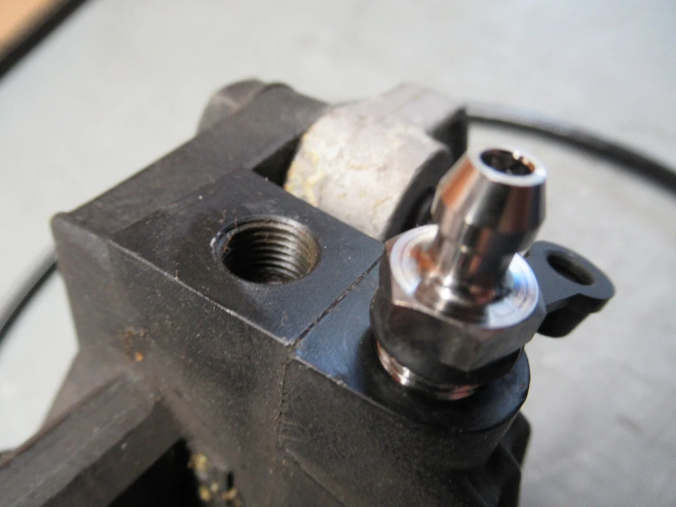 Pinza de freno y portador trasero BMW Airhead Brembo 34311236230 r100rt r100cs r100rs Foto 4 de 4