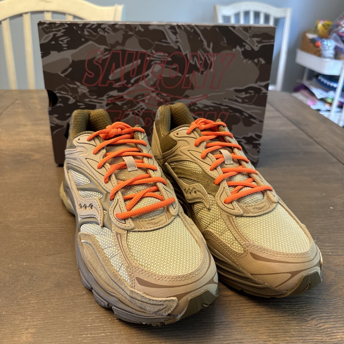 Saucony Progrid Omni Starcow Beige/Tan S70869-2 Men's Size 10