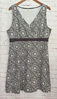 Lola By AFG Athletic Dress White & Black Womens XXL Stretch V Neck Empire Waist 