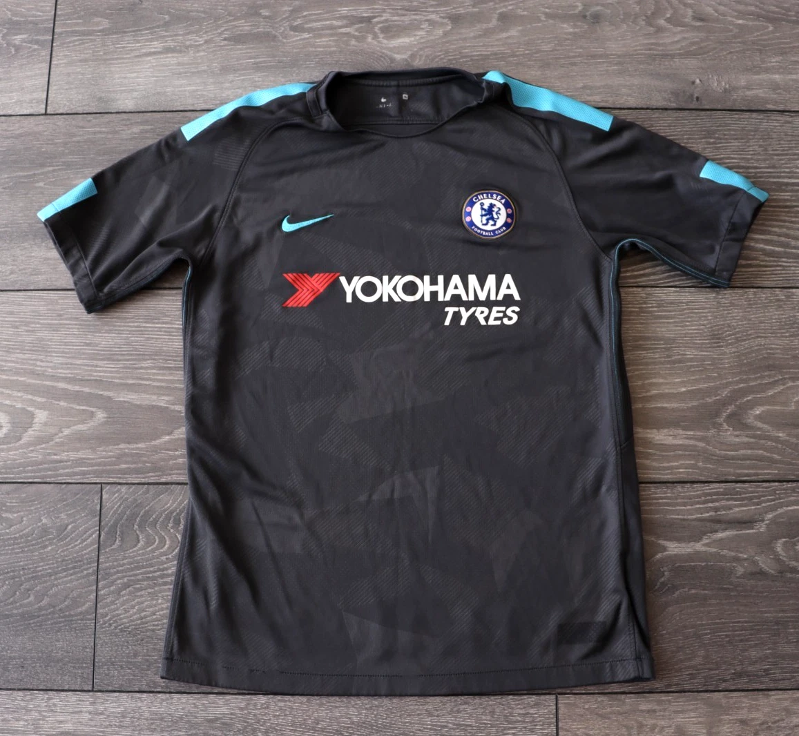 Preços baixos em Chelsea Cinza International Club Camisas de