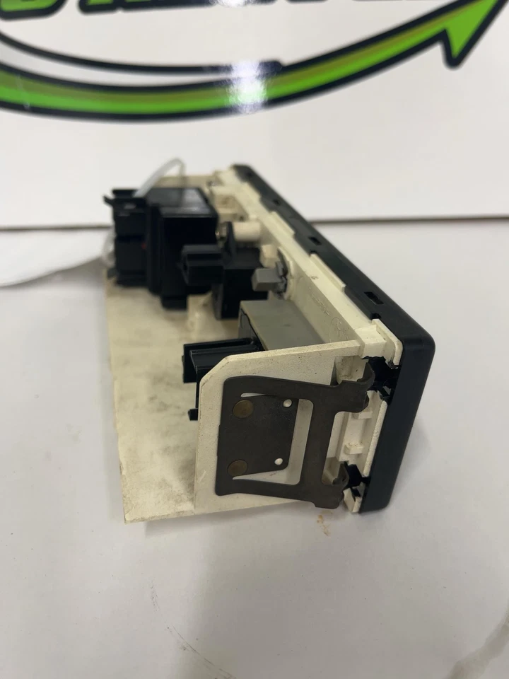 1994-97 Ford Thunderbird Heater A/c Control Mercury Cougar Manual Unit - Image 4 of 4