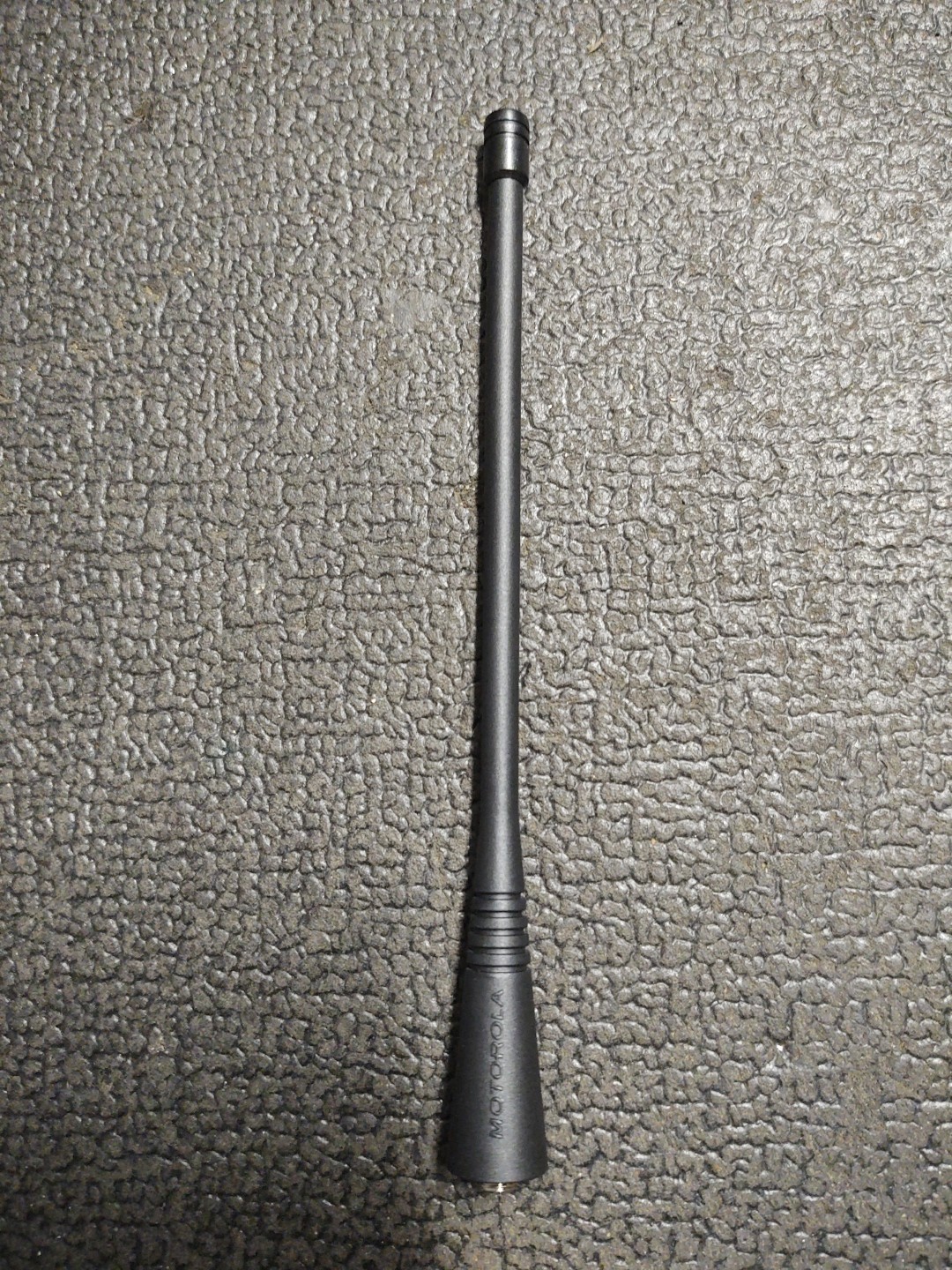 Motorola PMAE4016A Motorola UHF Antenna 403-520 MHz CP200D H