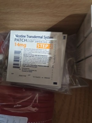 Nicotine-Patch 14 mg  15 Patches each.