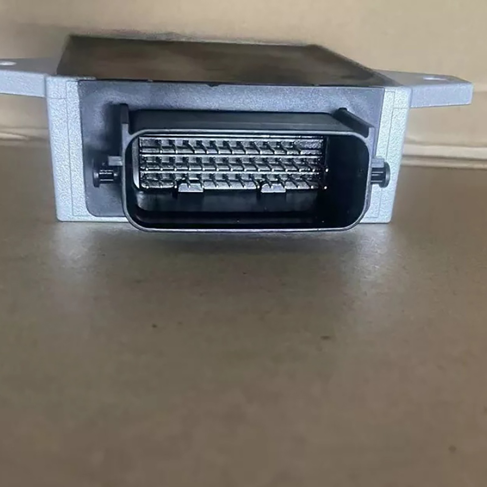 For Mazda 3 2.0L 2.5L 2010-2011 TCM Transmission Control Module Single-Chip