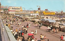 Postcard Famed Boardwalk Schmidt's Beer Sign, Atlantic City, N.J. VTG VPC02.