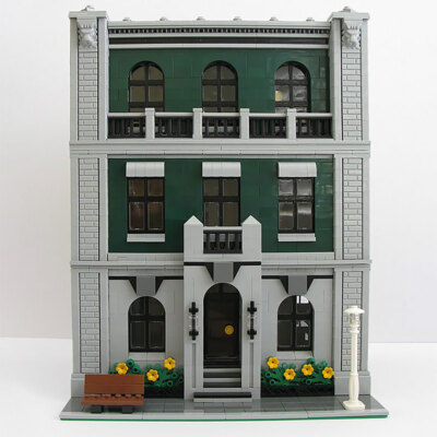 Boutique Hotel with Three Rooms Modular Building 3845 Pieces MOC Build