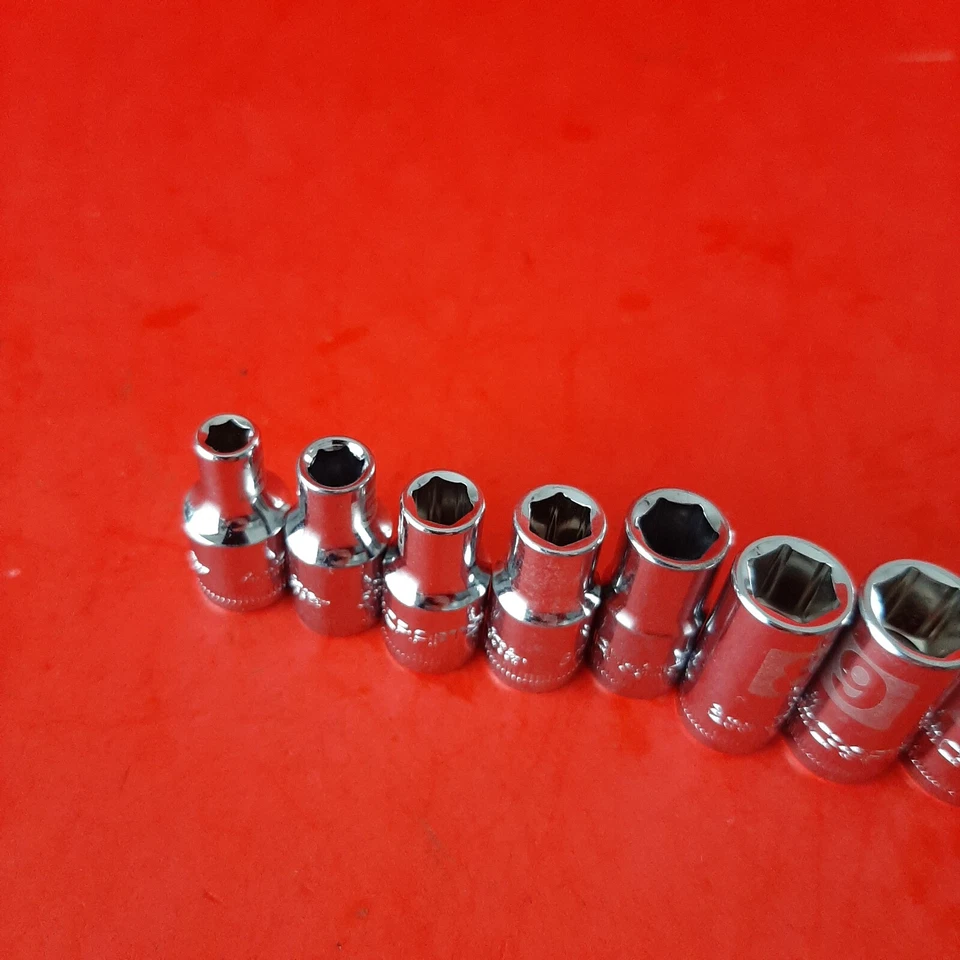 NEW Craftsman Easy Read 4-14mm 12 Piece 6 Point 1/4" Drive Shallow Socket Set - Image 4 of 4