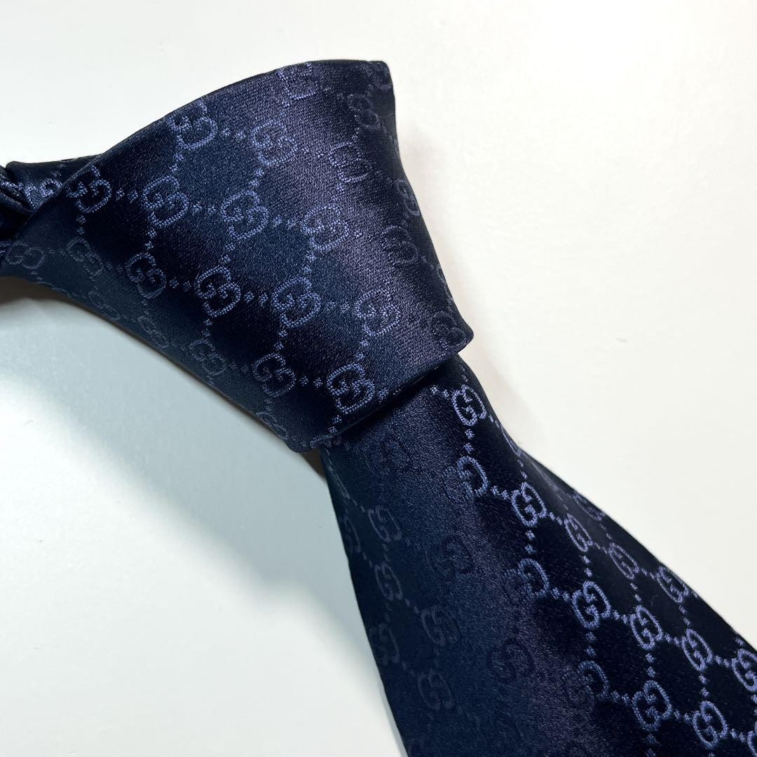 Gucci GG Sherry Line Navy Tie with Matching Belt Pre-Owned Classic Style  -image