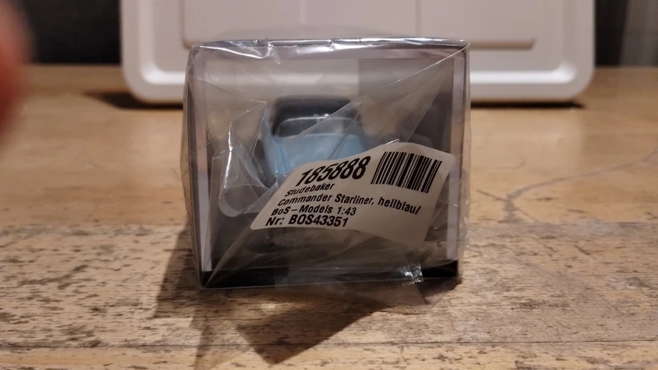 BOS Studebaker Commander Starliner - 1:43 Neu in OVP Modellauto Model Car World - Bild 4 von 4