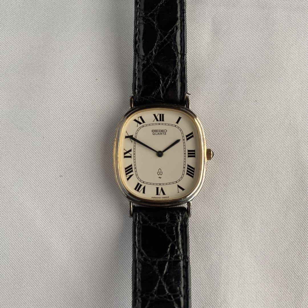SEIKO ゴールデンエリプス メンズ 43-3180 ネイビー文字盤 腕時計 Seiko 43-3180 Vintage White Gold Quartz Mens Watch Authentic