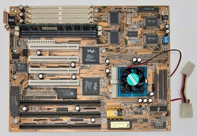 Gigabyte GA-586VX 3.36 Socket 7 ISA Retro Motherboard + Pentium 133MHz + 32MB RAM