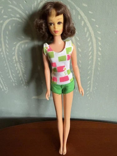 New ListingLovely Vintage Brunette Barbie TNT FRANCIE DOLL 1130