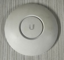 UniFi AC Lite WiFi 5 Access Point + Mounting Bracket  - AP Ubiquity Networks