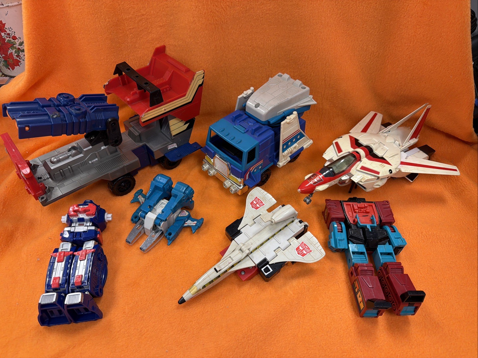 Vintage Hasboro Transformers LOT Of 7 AS IS INCOMPLETE FOR PARTS/REPAIR