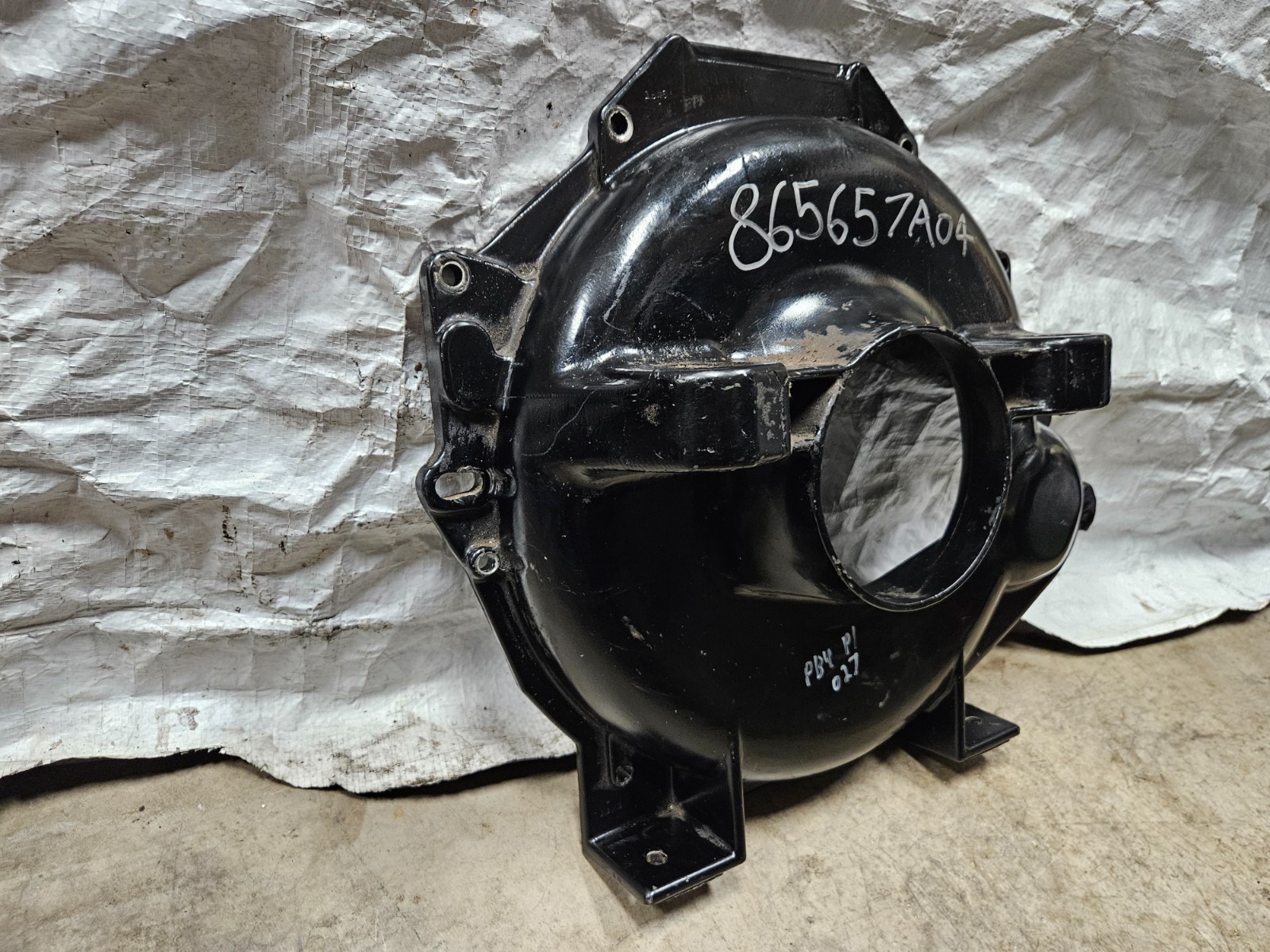 Mercury Marine MerCruiser Flywheel Bell Housing Cover 865657A04 96119