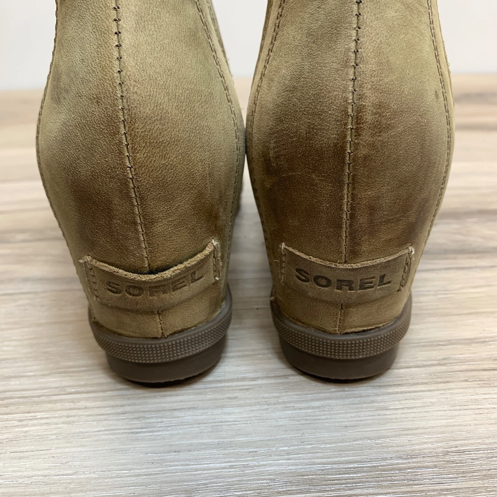 sorel joan of arctic wedge chelsea bootie boots