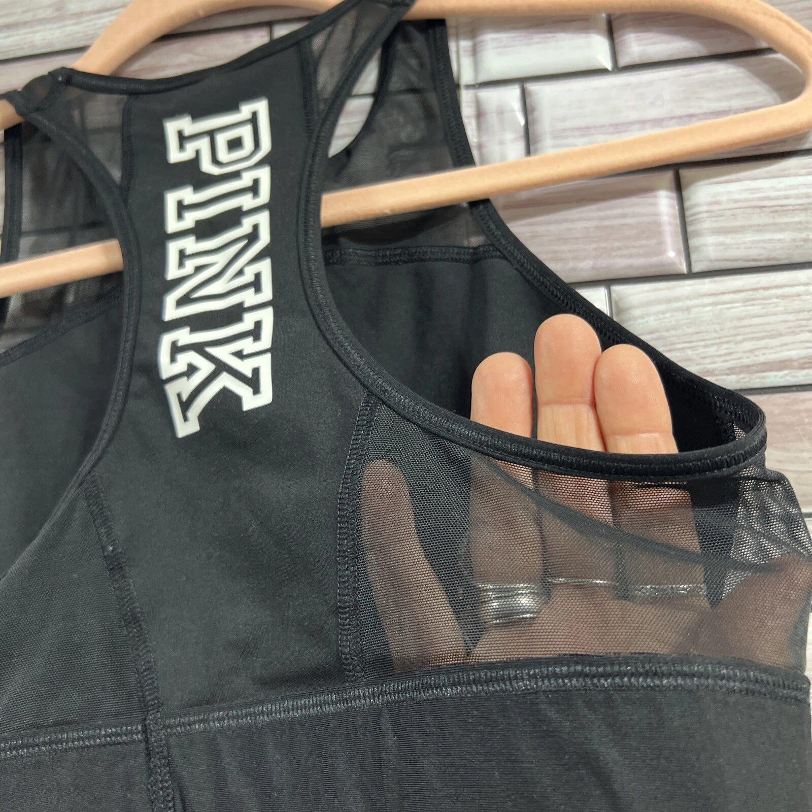 victoria-secret-vs mesh block sports logo tank-bra