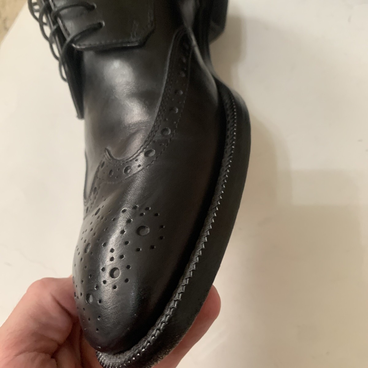 Allen Edmonds Size 8D  display picture 3