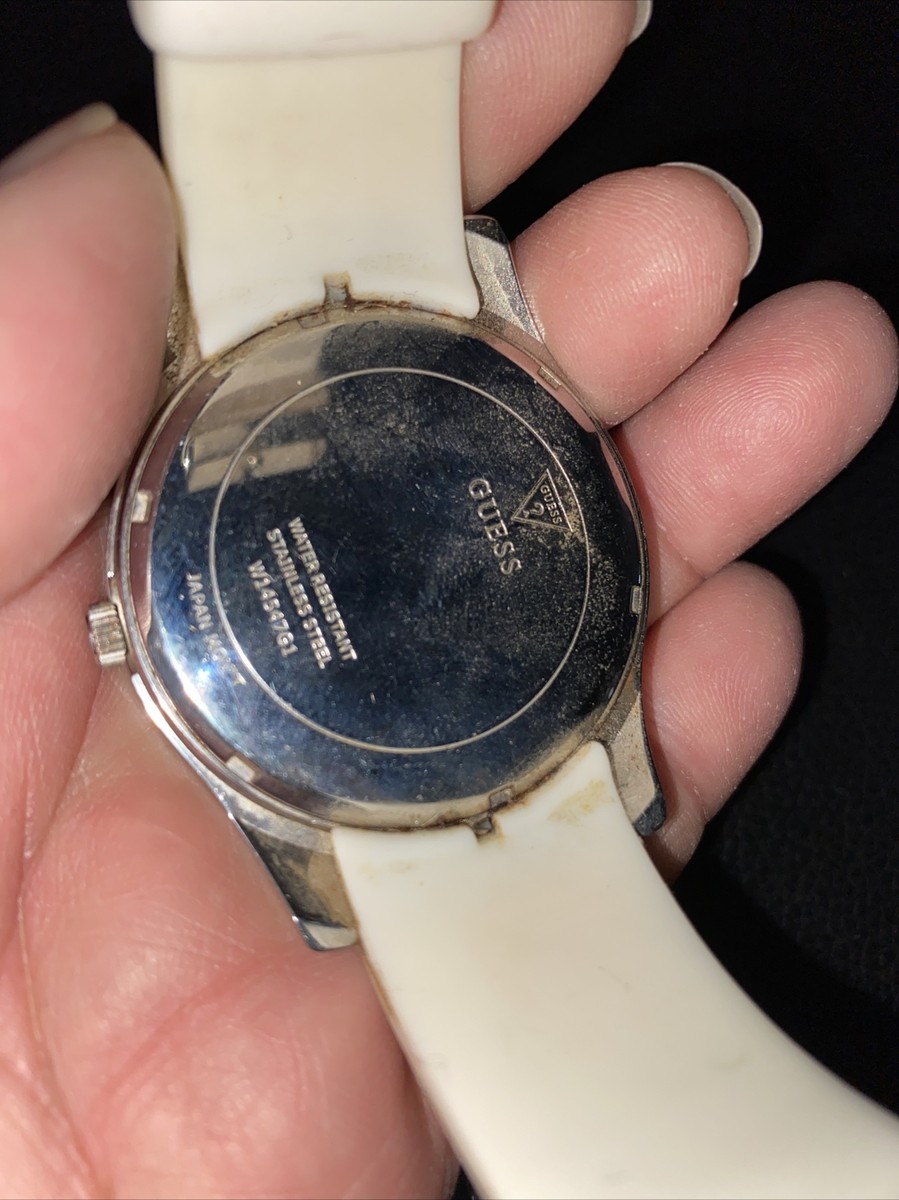 Guess White Silicone Watch W14547G1 Adult Size Y2K 2000s | eBay display picture 1