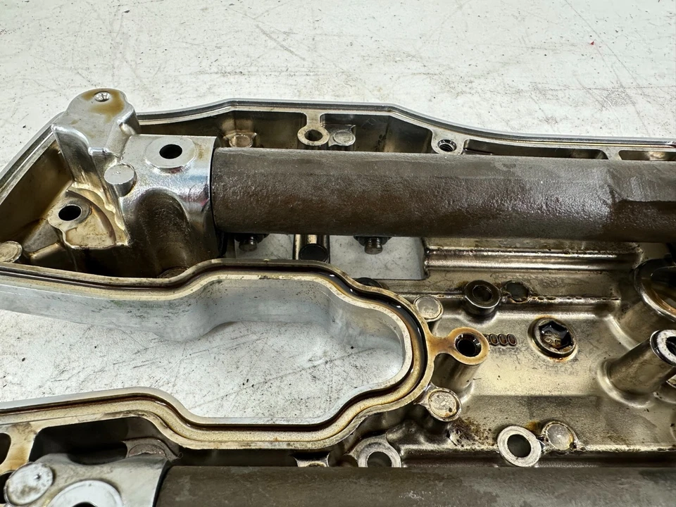 Cubierta de válvula basculante de culata delantera trasera Kawasaki Vulcan Classic 2000 2006 Foto 3 de 4